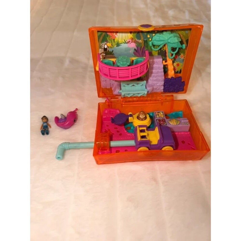Juice box playset